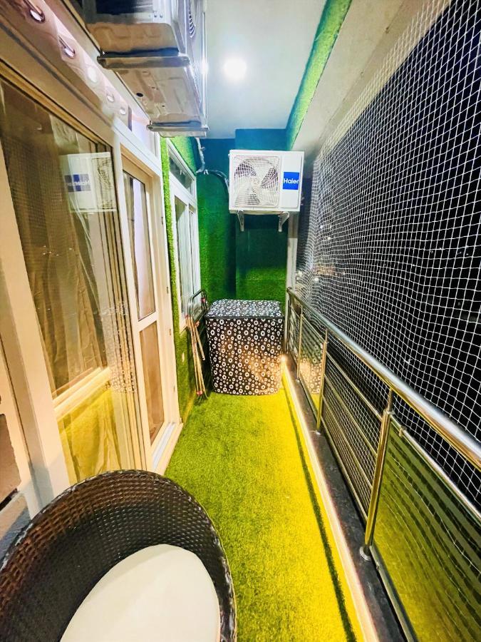 Airport Bliss Apartment+Balcony & Netflix + Prime Jaipur Eksteriør bilde