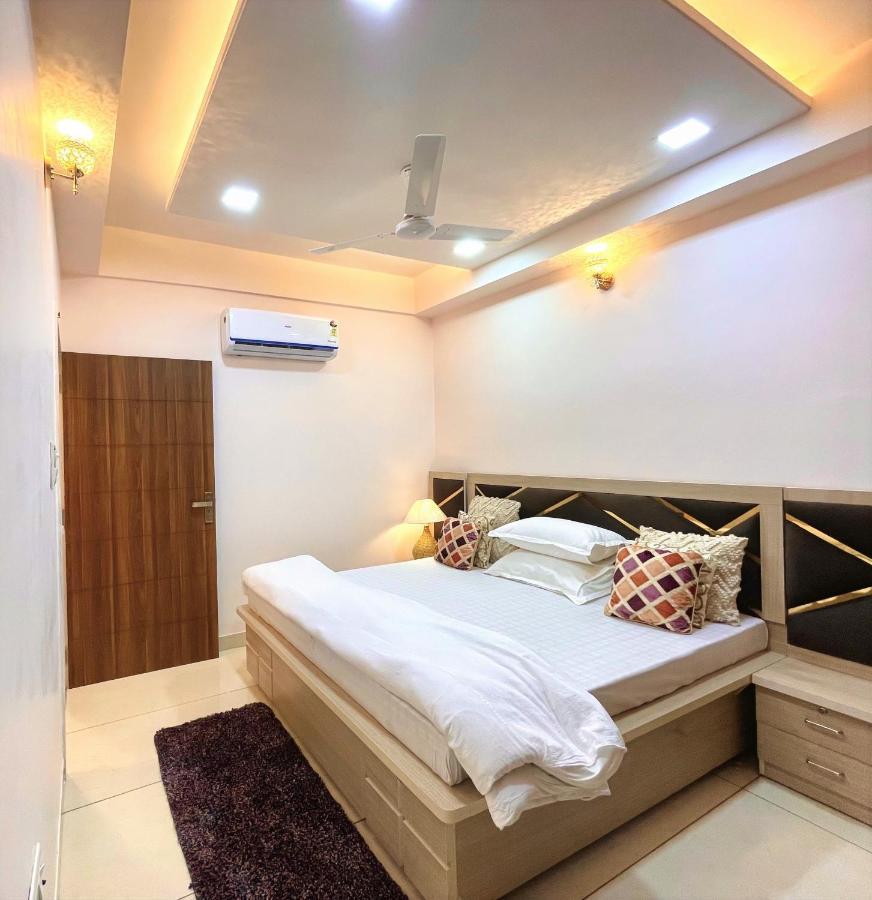 Airport Bliss Apartment+Balcony & Netflix + Prime Jaipur Eksteriør bilde