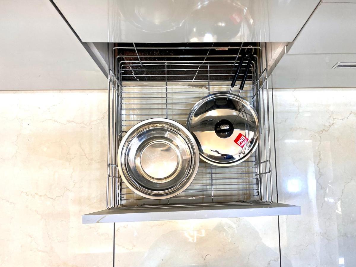 Airport Bliss Apartment+Balcony & Netflix + Prime Jaipur Eksteriør bilde